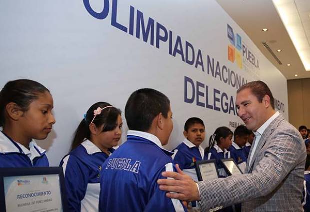 RMV anuncia becas para participantes de la Olimpiada Nacional del Conocimiento 2015