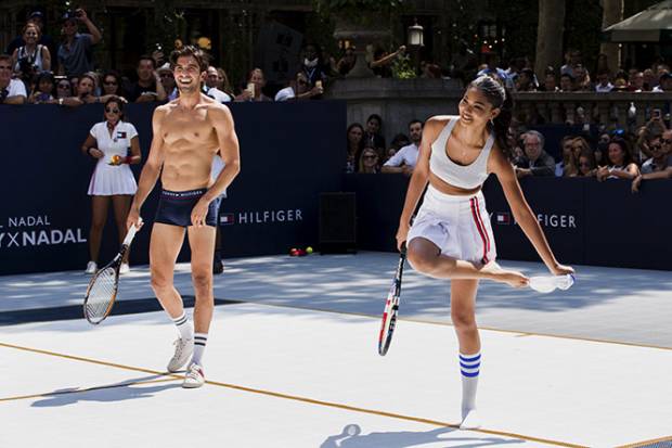 Rafa Nadal desnudó a modelos en partida de &quot;strip tenis&quot;