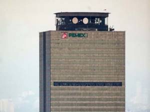 Pemex destituye a funcionario por conflicto de interés