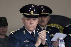 Secretario de Defensa preside graduación de sargentos en Puebla