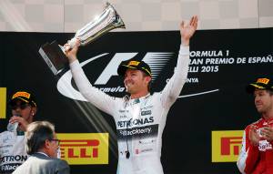 Nico Rosberg se adjudicó el GP de España; Checo Pérez terminó en el lugar 13