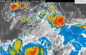 Pronostican lluvias fuertes al sur de Puebla por huracán &quot;Carlos&quot;