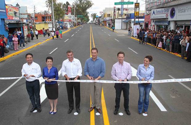 Moreno Valle y Gali inauguran pavimentación de la 105 Poniente