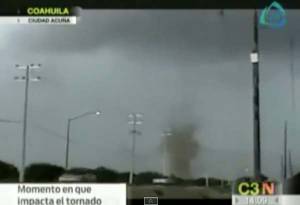 VIDEO: Imágenes impactantes del tornado en Acuña