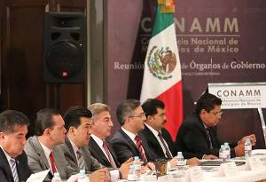 Gali participa en reunión de la Conferencia Nacional de Municipios de México