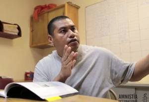 VIDEO: Adrián Vázquez, torturado 12 horas por la PGR