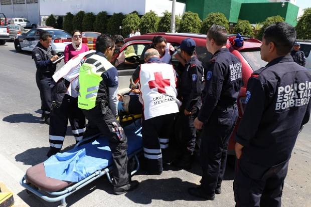 Patrulla de Policía Estatal colisionó contra camioneta en La Paz