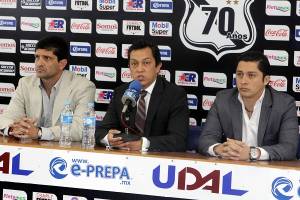 Deja López Chargoy la presidencia del Puebla FC a Carlos López Domínguez