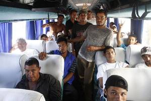 Detienen a 59 migrantes centroamericanos en la Puebla-Córdoba