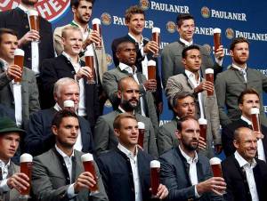 Bayern Munich promociona Oktoberfest, realizó anuncio de cerveza