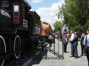 RMV encabeza reunión del proyecto del tren turístico Puebla-Cholula