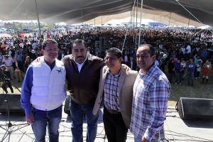 Líder estatal del PAN celebra cumpleaños con 8 mil invitados