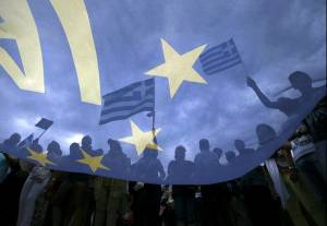 Grecia, primer país en moratoria con el FMI, hunde al euro