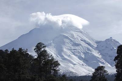 Paisajes nevados en las montañas de Puebla