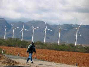 Por consulta pública, habitantes de Juchitán aprueban parque eólico