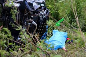 Una mujer muerta y cinco lesionados, saldo de accidente en la Autopista Siglo XXI