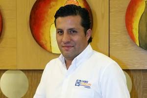 Suplente de Alberto Merlo se suma al PAN en Distrito 6 de Puebla