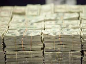 Banxico subasta 52 mdd; el dólar se vende en $15.70