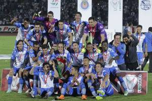 Puebla, campeón de la Copa MX, derrotó 4-2 a Chivas