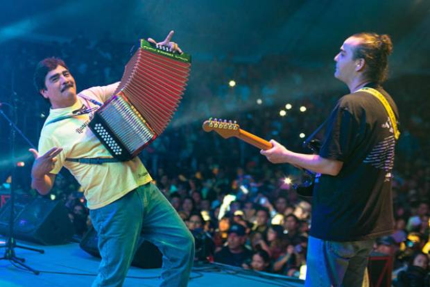 Celso Piña “suena y emociona” en la Feria de Puebla 2015