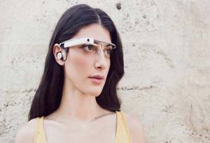 Google Glass podría “volver” en 2015 con procesador Intel