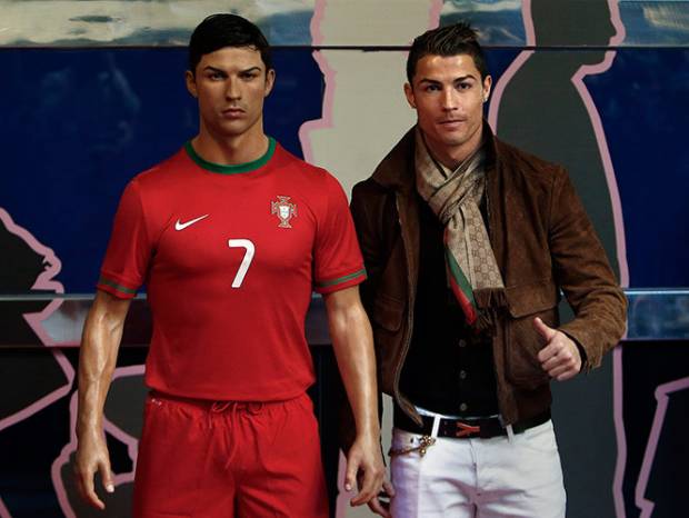 Cristiano Ronaldo manda a maquillar y peinar su figura de cera en España