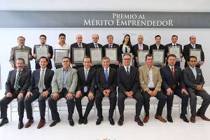 Ayuntamiento de Puebla entrega Premio al Mérito Emprendedor