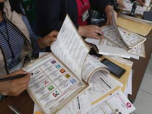 Elecciones 2015: Voto en 102 distritos fue por la alternancia