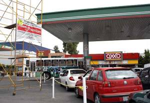 Puebla se quedará dos semanas sin Premium, alertan gasolineros