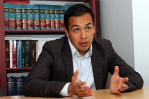 César Vargas de Puebla, el primer abogado indocumentado en EU