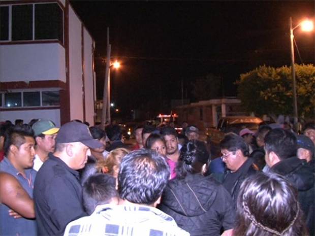Vecinos de Cuapiaxtla capturan y entregan a tres ladrones de ganado