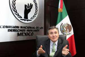 Afirma ombudsman que “va a fondo” en caso Ayotzinapa