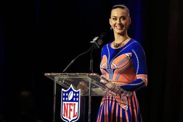 Super Bowl XLIX: Katy Perry roba cámara a Seahawks y Patriots