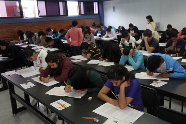 Más de 47 mil aspirantes presentan examen de admisión a la BUAP