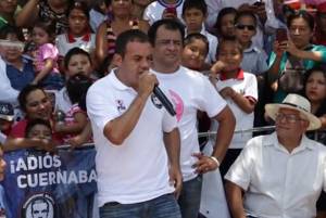 Cuauhtémoc Blanco mete autogol e invita a votar por el PRD