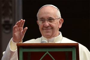 Papa Francisco se reunirá con reos transexuales en Italia