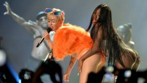 Miley Cyrus causó revuelo por revelar bisexualidad