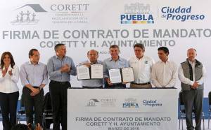 Corett y ayuntamiento de Puebla regularizan cinco colonias de San Pablo Xochimehuacán