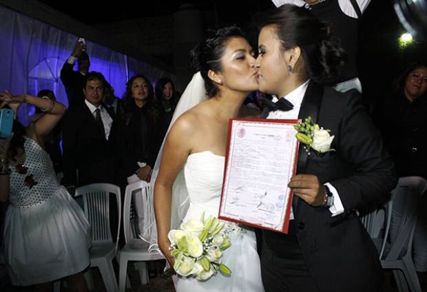 Habría 30 bodas gay más en el estado de Puebla