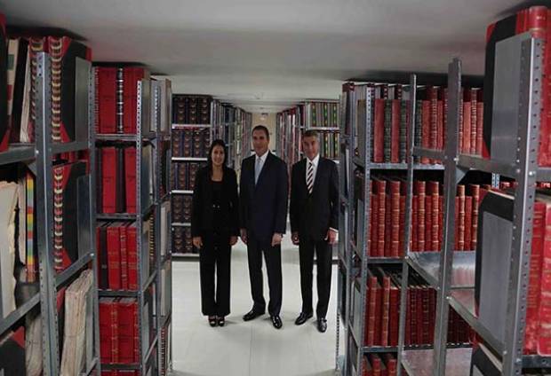 RMV recorre nueva sede de los archivos General del Estado y de Notarías