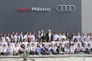 Audi incentiva a mujeres a trabajar en su planta armadora de Puebla