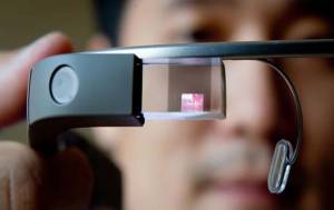El lanzamiento de Google Glass al público podría retrasarse hasta 2015