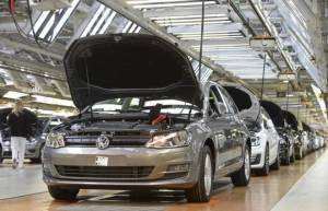 Se estancan ventas de VW en EU tras escándalo por motores
