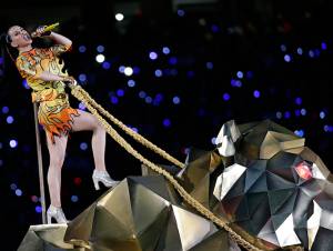 FOTOS: Katy Perry en el half time show del Super Bowl XLIX