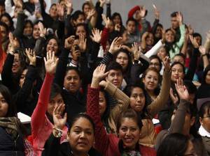 SEP Puebla asigna más de mil plazas para maestros de educación básica