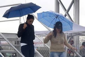Baja presión trae lluvias fuertes y granizadas a Puebla