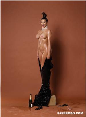 FOTOS: Kim Kardashian, más de su desnudo, ahora de frente