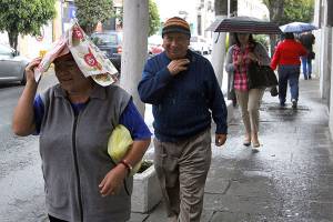 Lluvias ligeras y probabilidad en granizo este lunes en Puebla