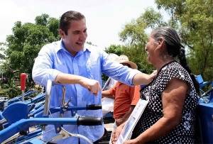 Moreno Valle contempla coalición y candidato ciudadano en 2016
