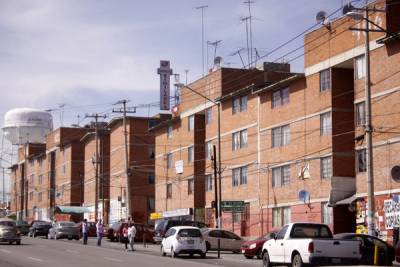 Infonavit busca recuperar 5 mil viviendas abandonadas en Puebla